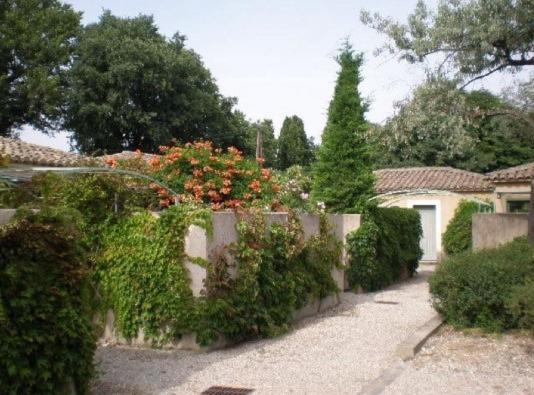 Un Gite En Provence - Les Jardins De Fontanille Saint-Remy-de-Provence Ngoại thất bức ảnh